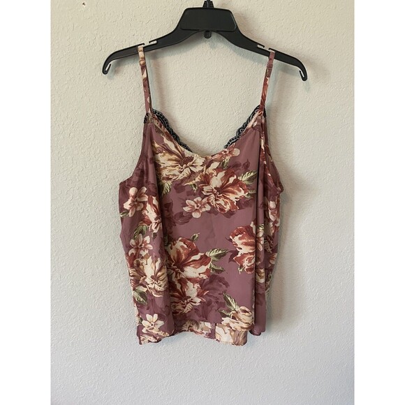 Torrid Purple Floral Lace Trim V-neck Camisole Top Adjustable Straps Size 1 - Picture 5 of 8